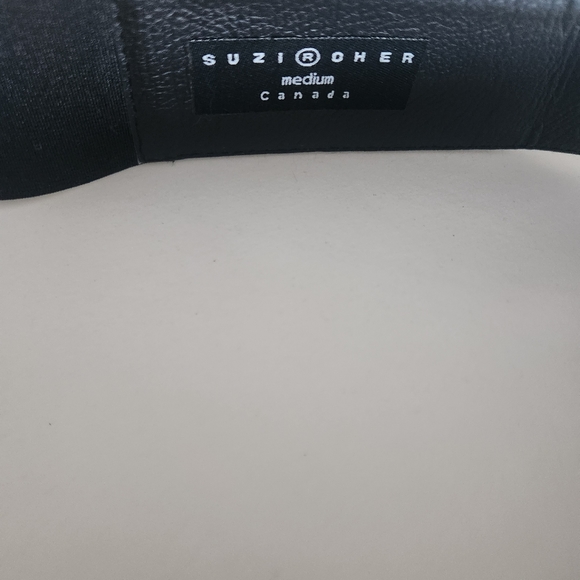 Suzi Rohet Black Double Buckle Belt - Picture 6 of 6